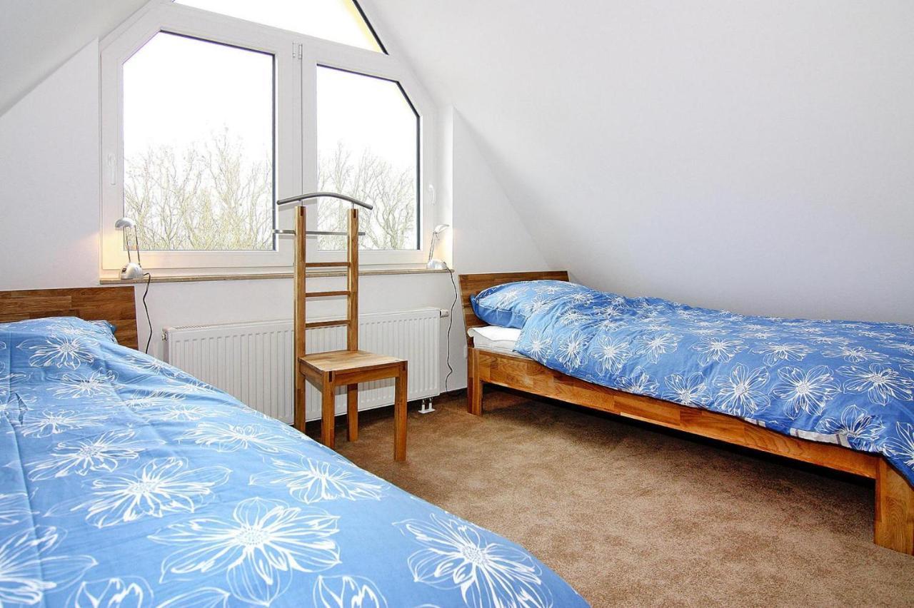 Reetdachhaus Lotte Mit Sauna Und Kaminofen Am Yachthafen In Vieregge Экстерьер фото